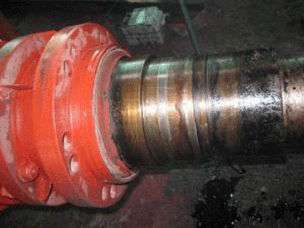 如何檢查高壓電動機的通風(fēng)和軸承的潤滑是否正常？